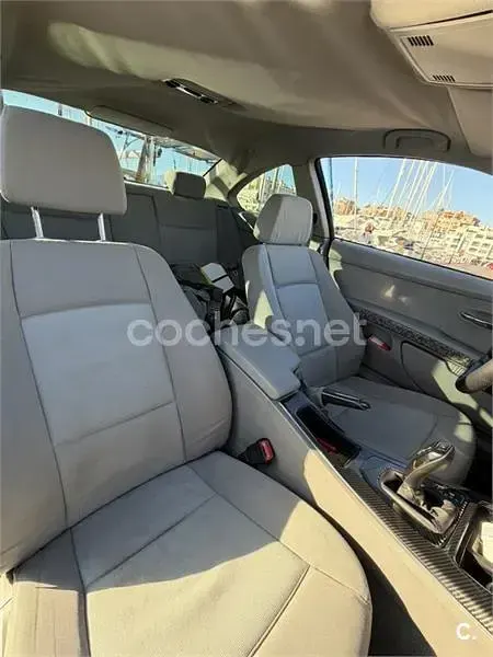 Usado BMW 320 170 CV (125 kW) 2008 Blanco Coupe