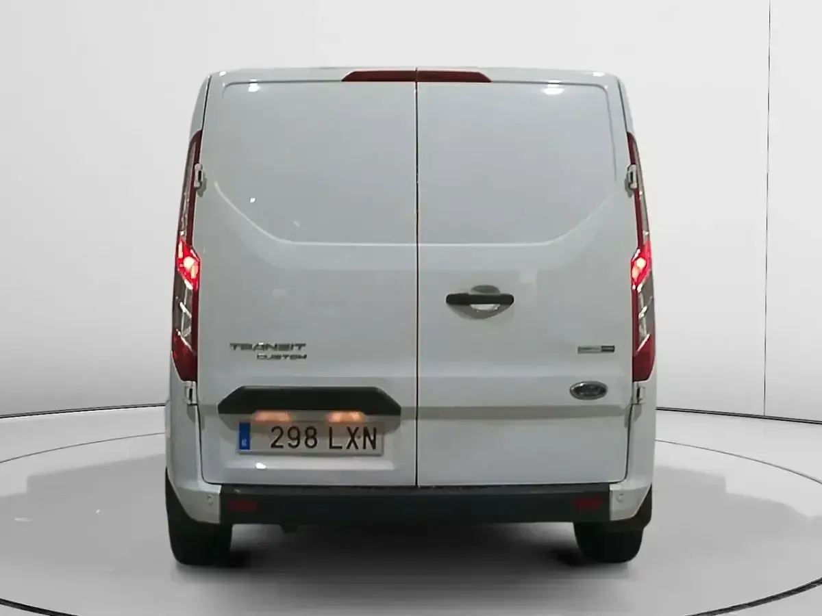 Usado Ford Transit Custom Trend 130 CV (95 kW) 2022 Blanco Berlina