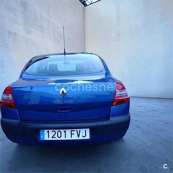 Usado Renault Mégane II 110 CV (80 kW) 2007 Azul Berlina
