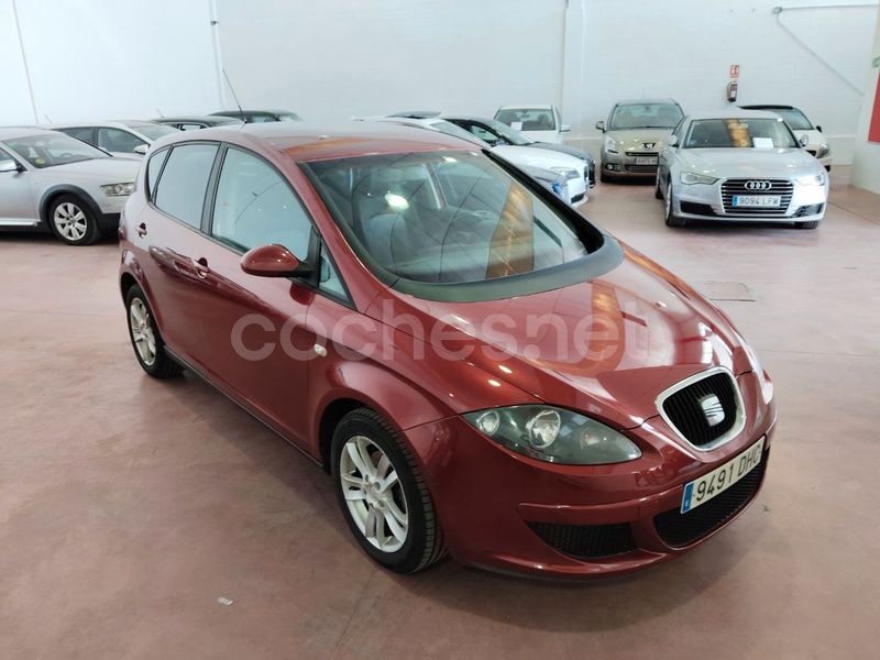 Granate Usado 2005 Seat Altea Reference Monovolumen | 6500 € (Un poco caro) - Imagen 1/4