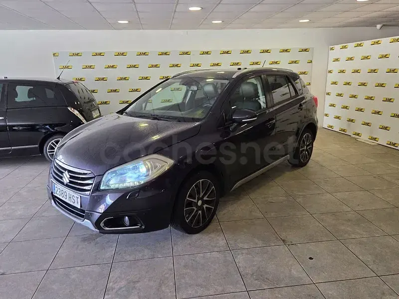 Usado Suzuki SX4 S-Cross 120 CV (88 kW) 2013 Gris / plata SUV