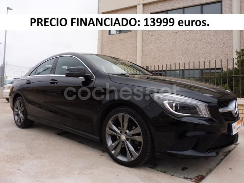 Negro Usado 2014 Mercedes CLA180 Urban Berlina | 14.999 € (Precio justo) - Imagen 1/4