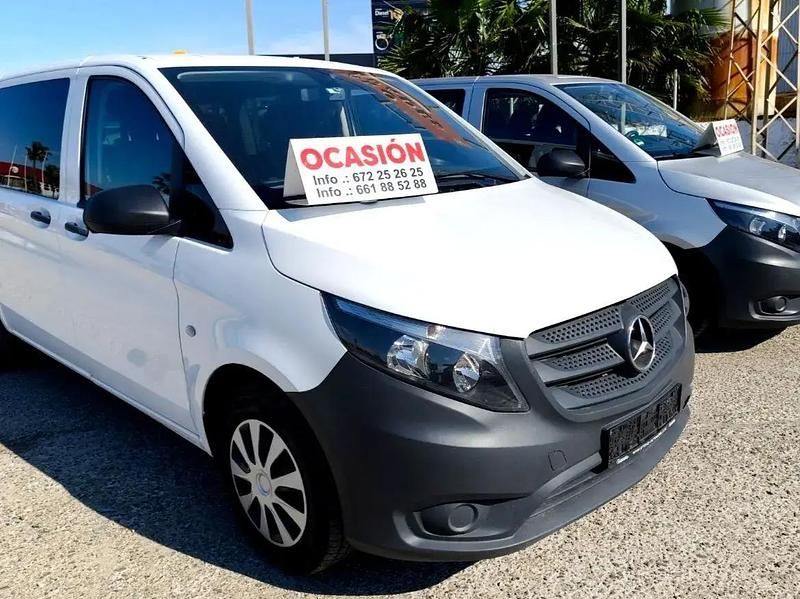 Usado Mercedes Vito 163 CV (119 kW) 2018 Blanco Van