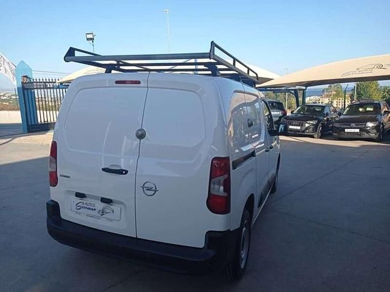 Usado Opel Combo 102 CV (75 kW) 2022 Blanco Van