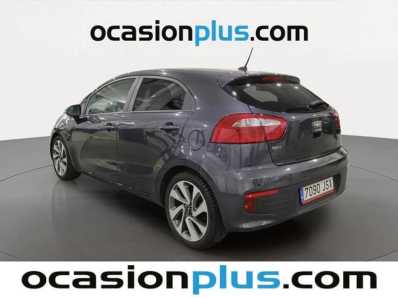 Usado Kia Rio 84 CV (61 kW) 2016 Gris Utilitario