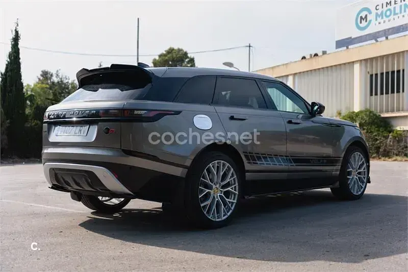 Usado Land Rover Range Rover Velar 180 CV (132 kW) 2021 Gris / plata SUV