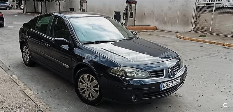Azul Usado 2006 Renault Laguna II Dynamique Berlina | 1800 € (Super precio) - Imagen 1/4