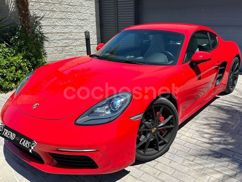 Rojo Usado 2017 Porsche 718 Cayman S Coupe | 66.490 € - Imagen 1/4