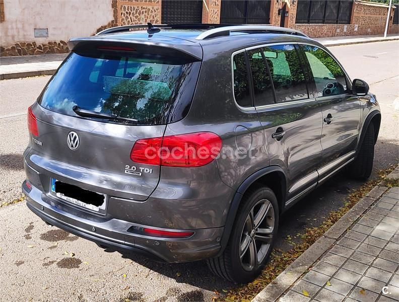 Usado VW Tiguan R-line 150 CV (110 kW) 2016 Gris / plata SUV