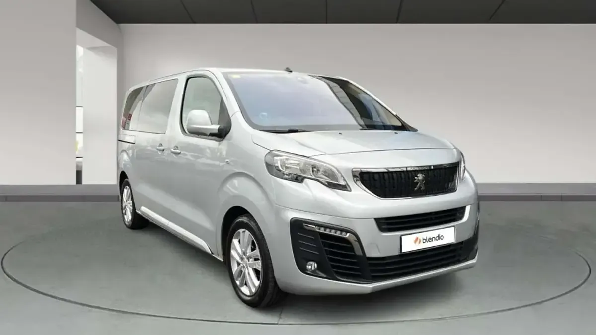 Usado Peugeot Traveller Business-Line 120 CV (88 kW) 2019 Gris Monovolumen