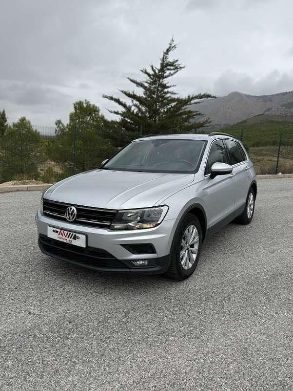 Gris Usado 2019 VW Tiguan SUV | 19.900 € (Super precio) - Imagen 1/4