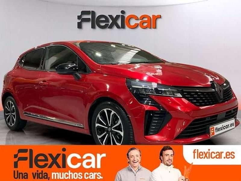 Usado Renault Clio V Techno 91 CV (66 kW) 2024 Rojo Utilitario