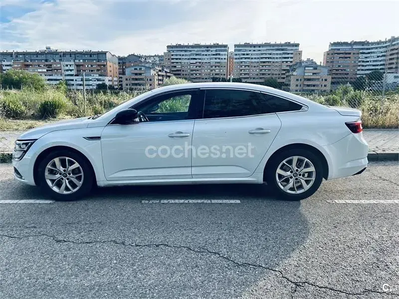 Usado Renault Talisman LIMITED 120 CV (88 kW) 2020 Blanco Berlina