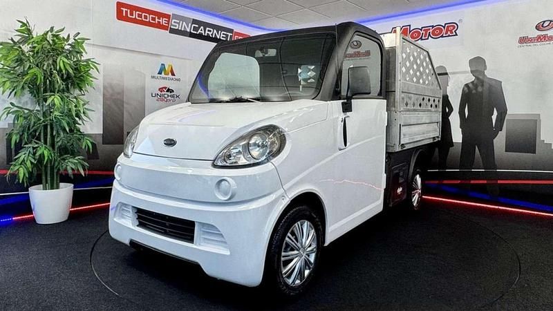 Usado Ligier JS60 11 CV (8 kW) 2022 Blanco Utilitario