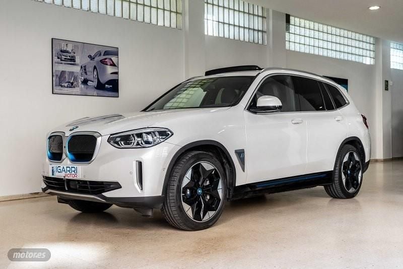 Blanco Usado 2021 BMW iX3 Comfort Edition SUV | 35.490 € (Un poco caro) - Imagen 1/4
