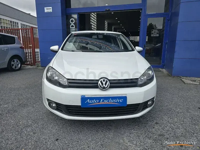 Usado VW Golf VI 105 CV (77 kW) 2011 Blanco Utilitario