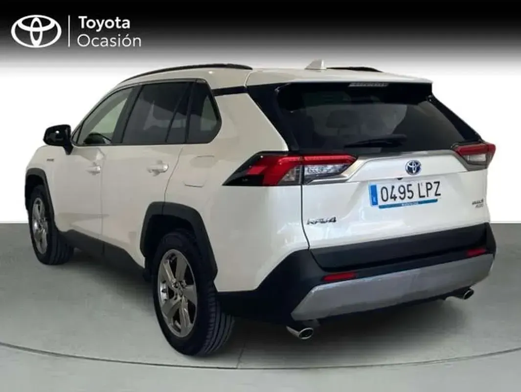 Usado Toyota RAV4 Hybrid Advance 218 CV (160 kW) 2021 Blanco SUV