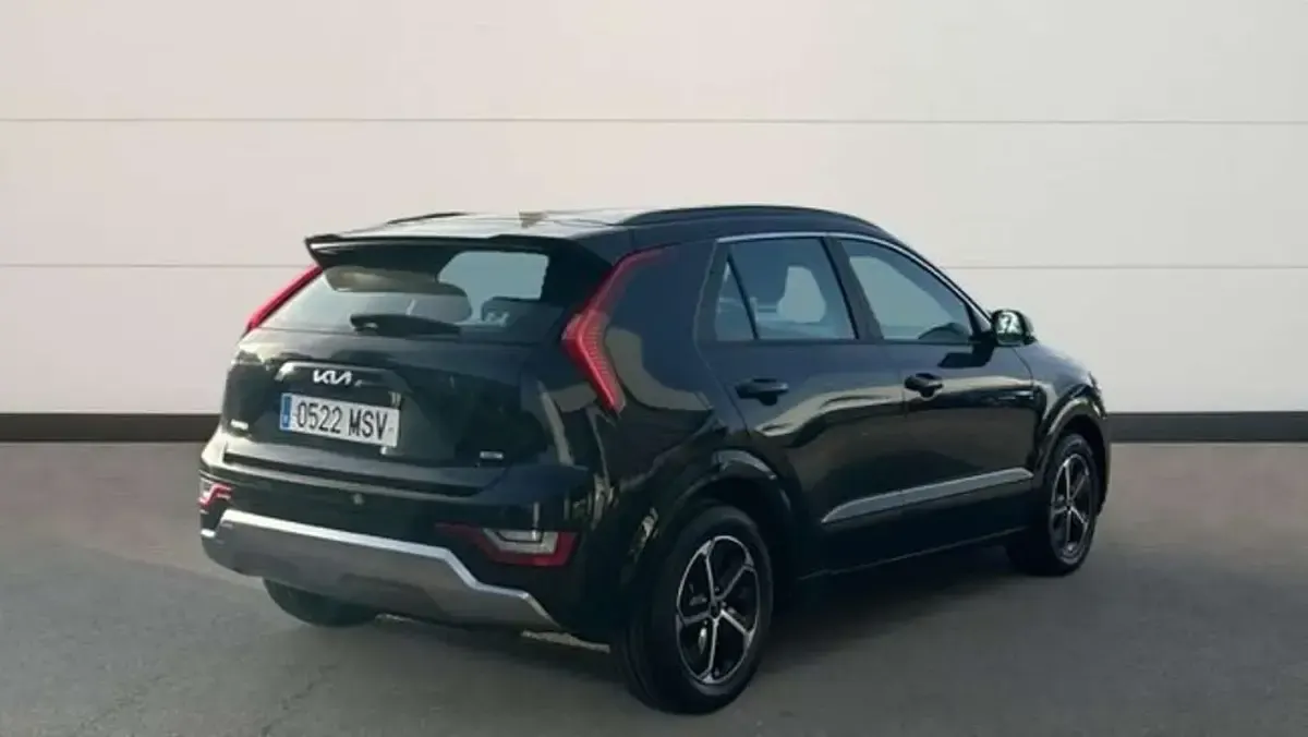 Usado Kia Niro 129 CV (94 kW) 2024 Negro SUV