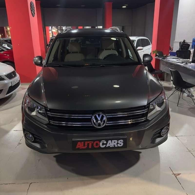 Usado VW Tiguan 177 CV (130 kW) 2013 Gris SUV