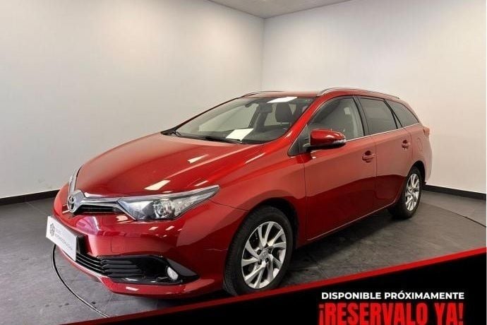Usado 2015 Toyota Auris Active Familiar | 9990 € (Precio justo) - Imagen 1/4