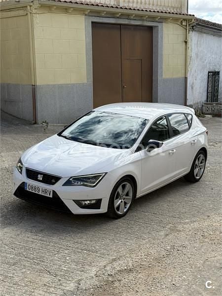 Usado Seat Leon FR 150 CV (110 kW) 2013 Blanco Berlina
