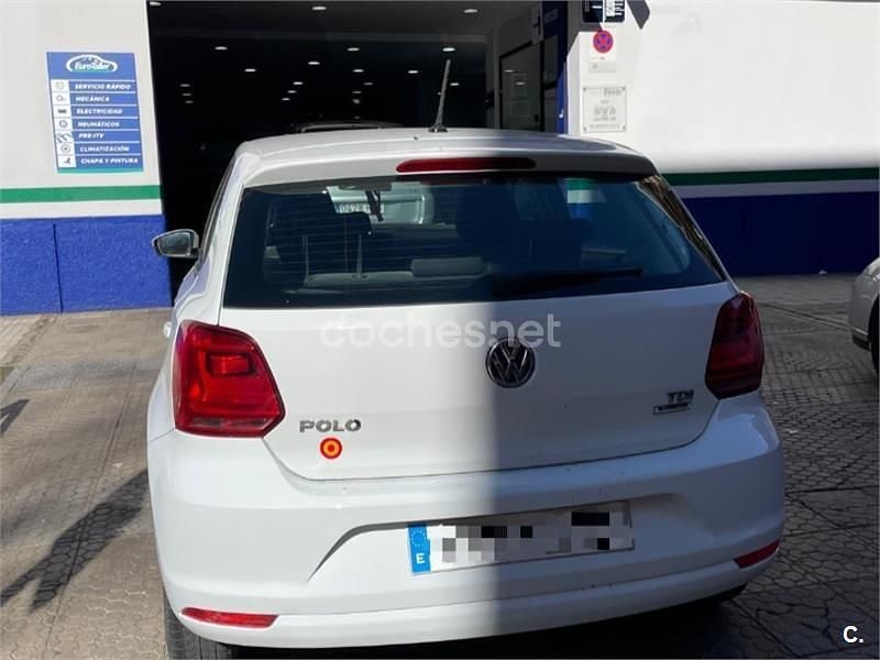 Usado VW Polo Edition 75 CV (55 kW) 2017 Blanco Berlina