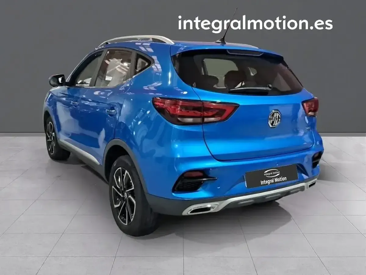 Usado MG ZS Luxury 111 HP (81 kW) 2022 Azul Sedan