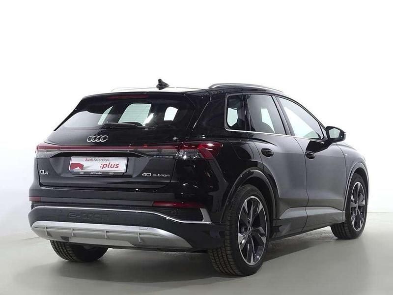 Usado Audi Q4 e-tron S-Line 150 kW (204 CV) 2024 Negro SUV