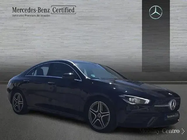 Usado Mercedes CLA220 AMG line 190 CV (139 kW) 2020 Nachtschwarz  unilack Berlina