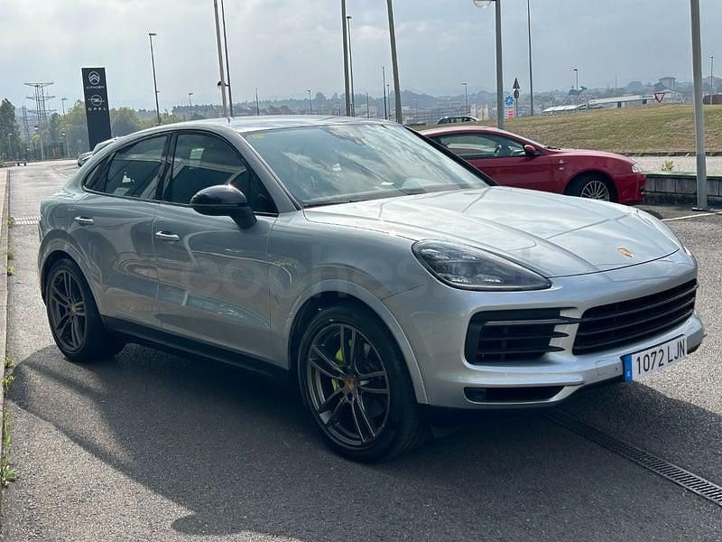 Usado Porsche Cayenne 462 CV (339 kW) 2020 Gris / plata SUV