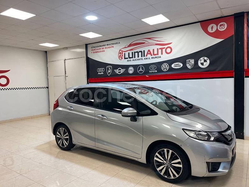 Usado Honda Jazz Comfort 102 CV (75 kW) 2017 Gris / plata Utilitario