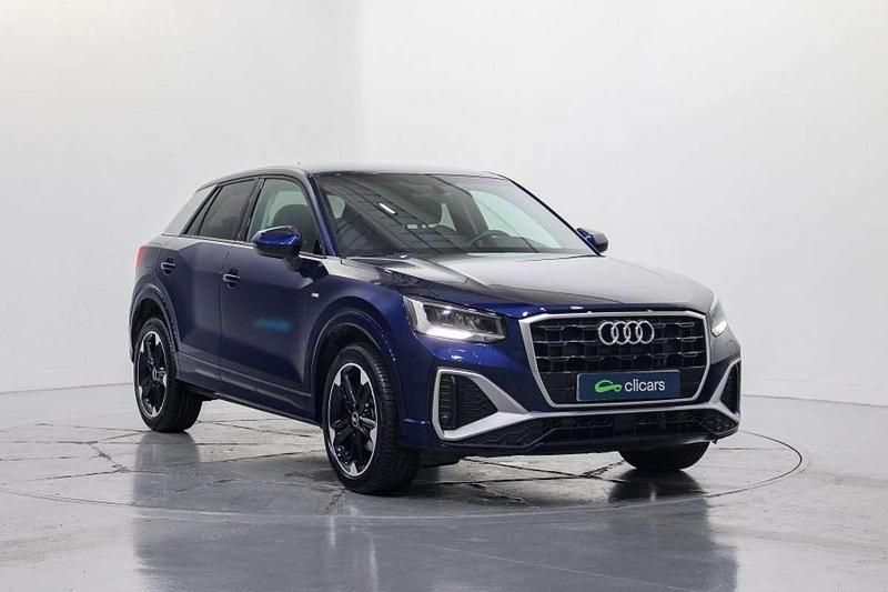 Usado Audi Q2 S-Line 116 CV (85 kW) 2022 Azul SUV