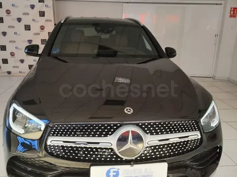 Usado Mercedes GLC300e 306 CV (225 kW) 2021 Negro SUV