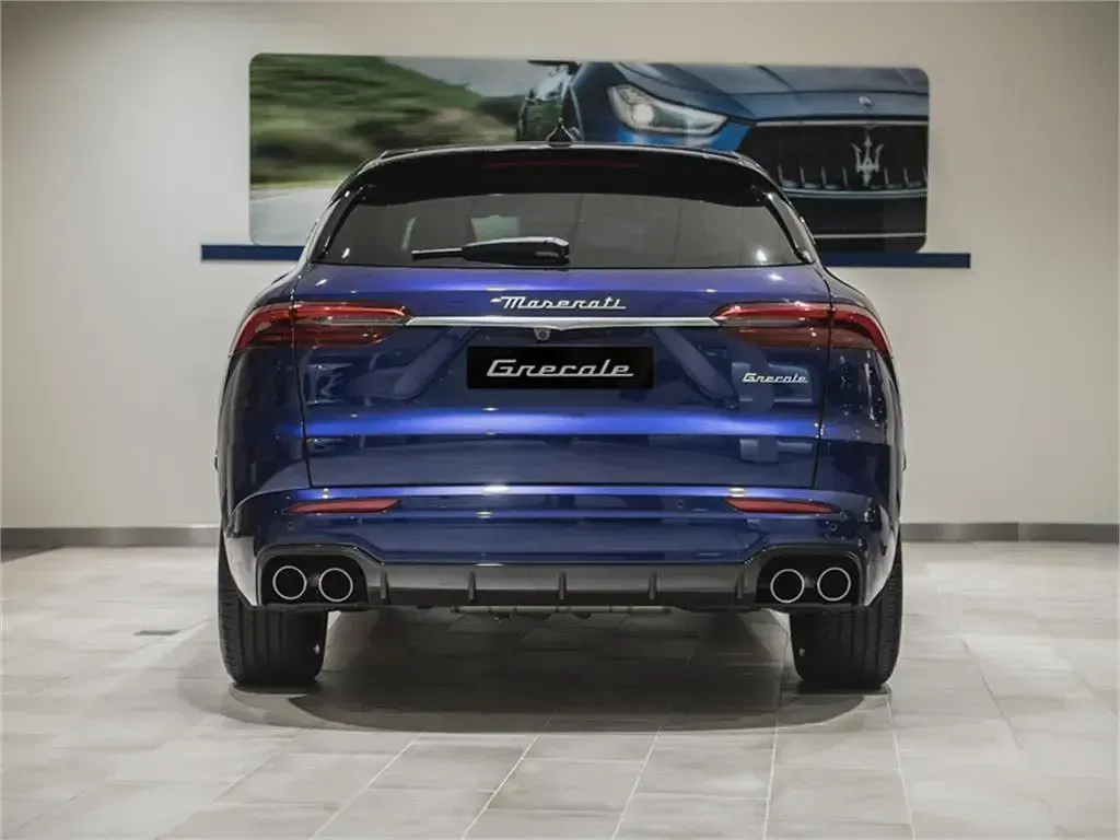 Usado Maserati Grecale GT 300 CV (220 kW) 2025 Azul SUV
