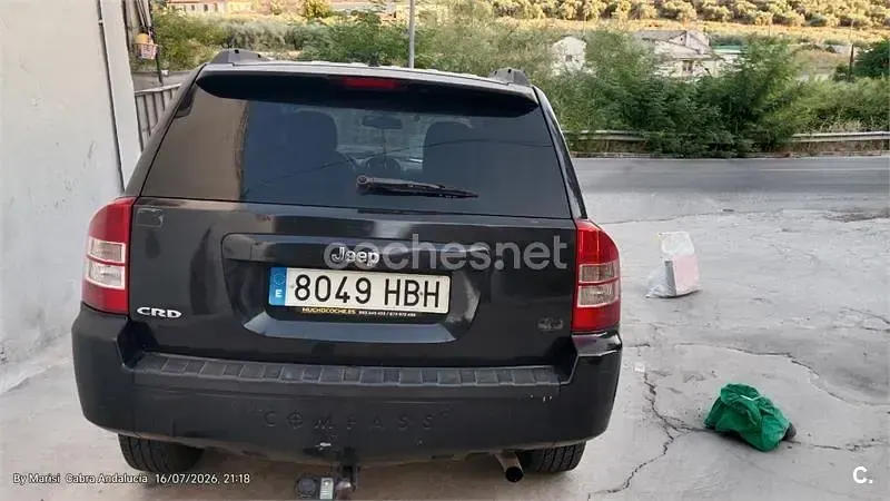 Usado Jeep Compass Limited 136 CV (100 kW) 2011 Negro SUV