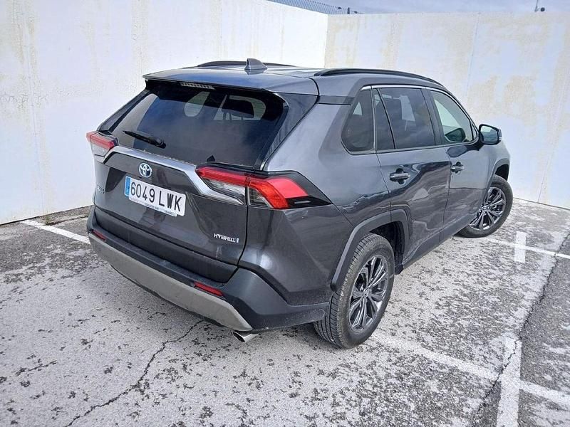 Usado Toyota RAV4 Hybrid Advance 218 CV (160 kW) 2022 Gris SUV