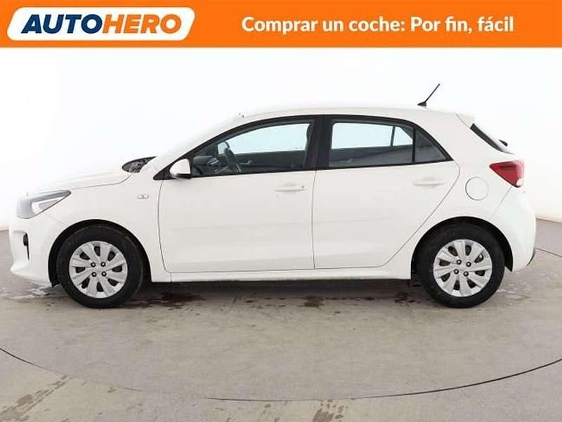 Usado Kia Rio 84 CV (61 kW) 2018 Blanco Utilitario