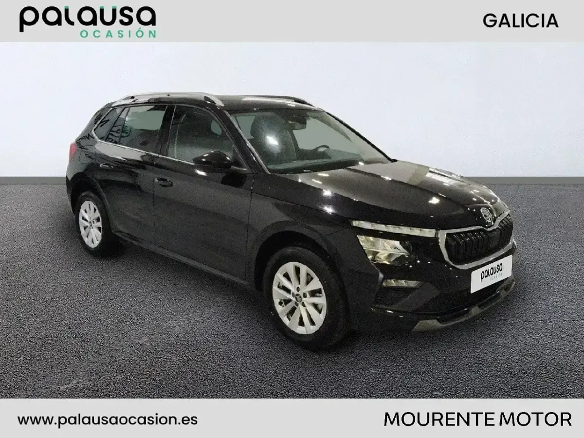 Usado Skoda Kamiq Selection 116 CV (85 kW) 2025 Negro SUV