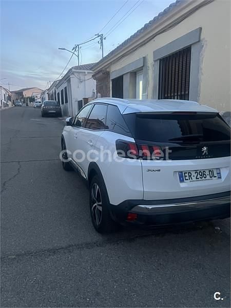 Blanco Usado 2017 Peugeot 3008 Allure SUV | 9000 € - Imagen 1/1