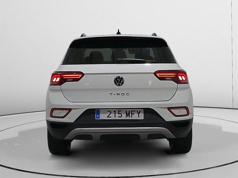 Begagnad VW T-Roc Life 111 HK (81 kW) 2023 Grå SUV