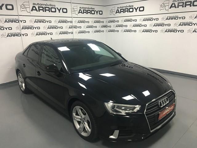 Usado Audi A3 Sport 150 CV (110 kW) 2017 Negro Berlina
