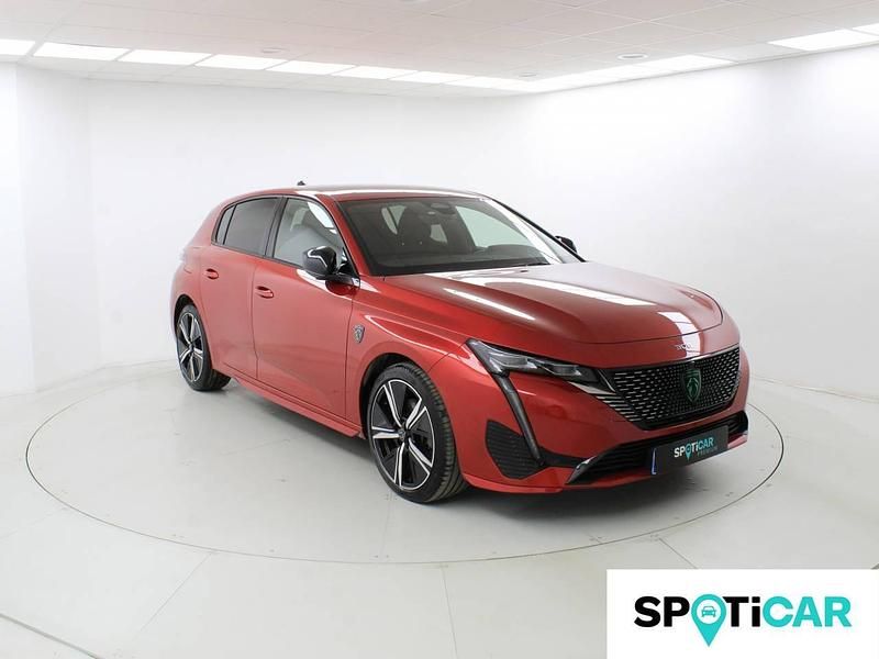 Usado Peugeot 308 GT 130 CV (95 kW) 2023 Rojo Berlina