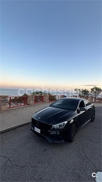 Usado Mercedes CLA180 122 CV (89 kW) 2018 Negro Berlina