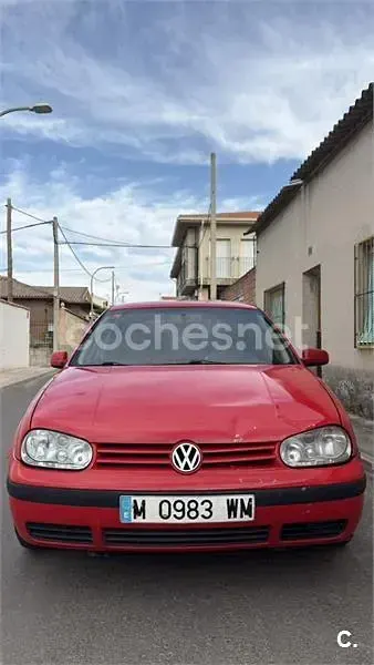 Usado VW Golf III Highline 110 CV (80 kW) 1998 Rojo Berlina