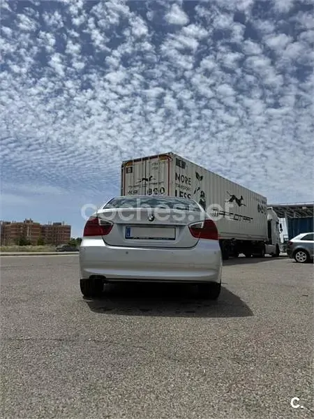 Usado BMW 320 163 CV (119 kW) 2005 Gris / plata Berlina