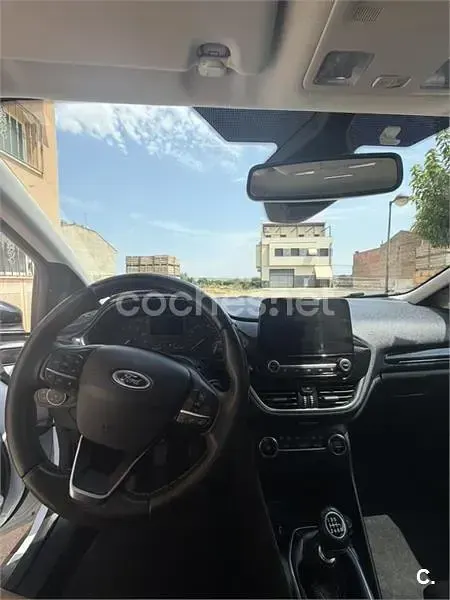 Usado Ford Fiesta Active 100 CV (73 kW) 2019 Blanco Utilitario
