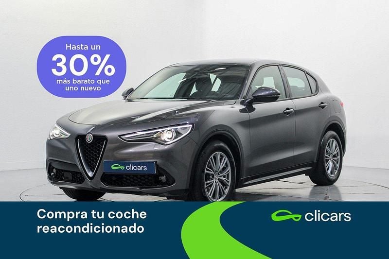 Gris / plata Usado 2022 Alfa Romeo Stelvio Super SUV | 27.290 € (Precio justo) - Imagen 1/4