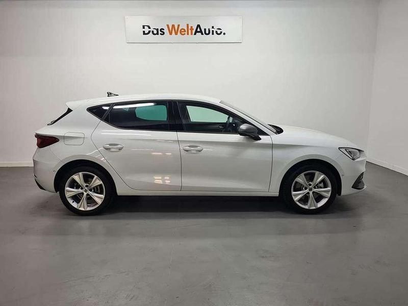 Nuevo Seat Leon FR 204 CV (150 kW) 2025 Blanco Utilitario