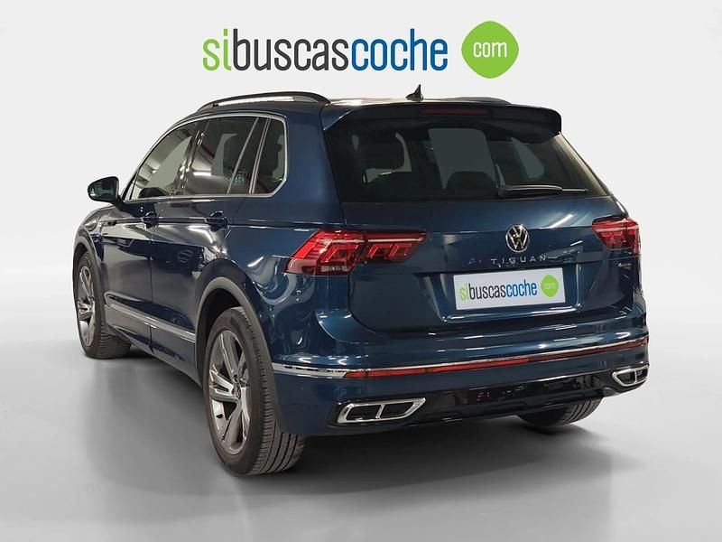 Usado VW Tiguan R-line 150 CV (110 kW) 2022 Azul SUV