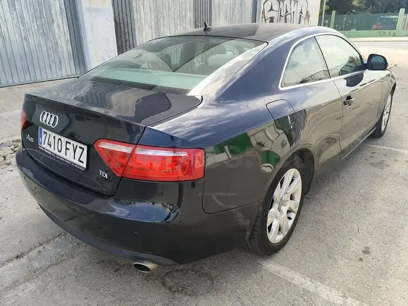 Usado Audi A5 190 CV (139 kW) 2008 Negro Coupe